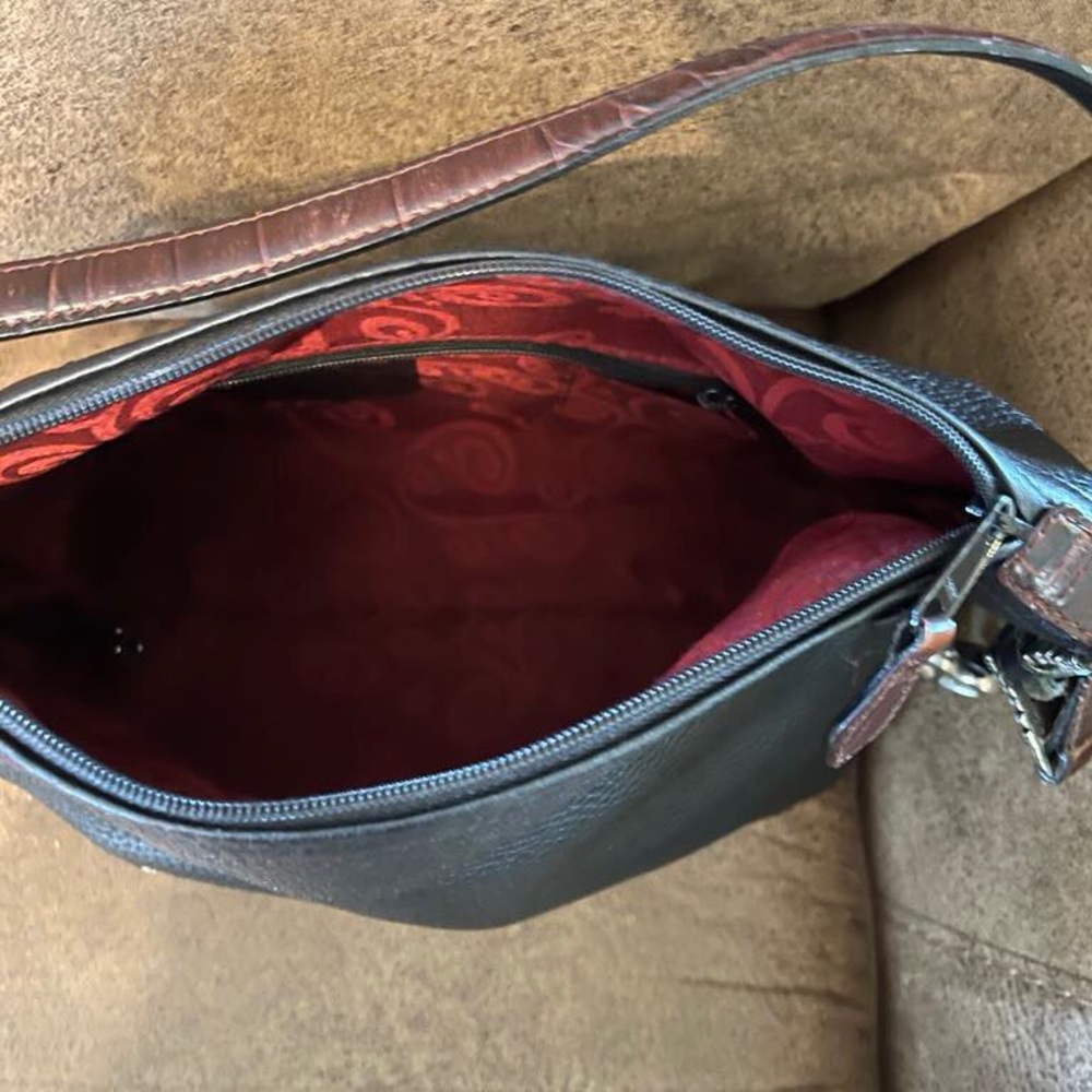 Brighton Black and Brown Shoulder Bag with Sleek Design - Picture 10 of 15